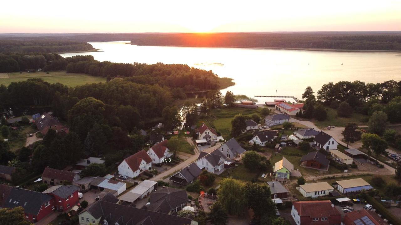 Ferienhaus Im Fischersteig Wustrow  Bagian luar foto